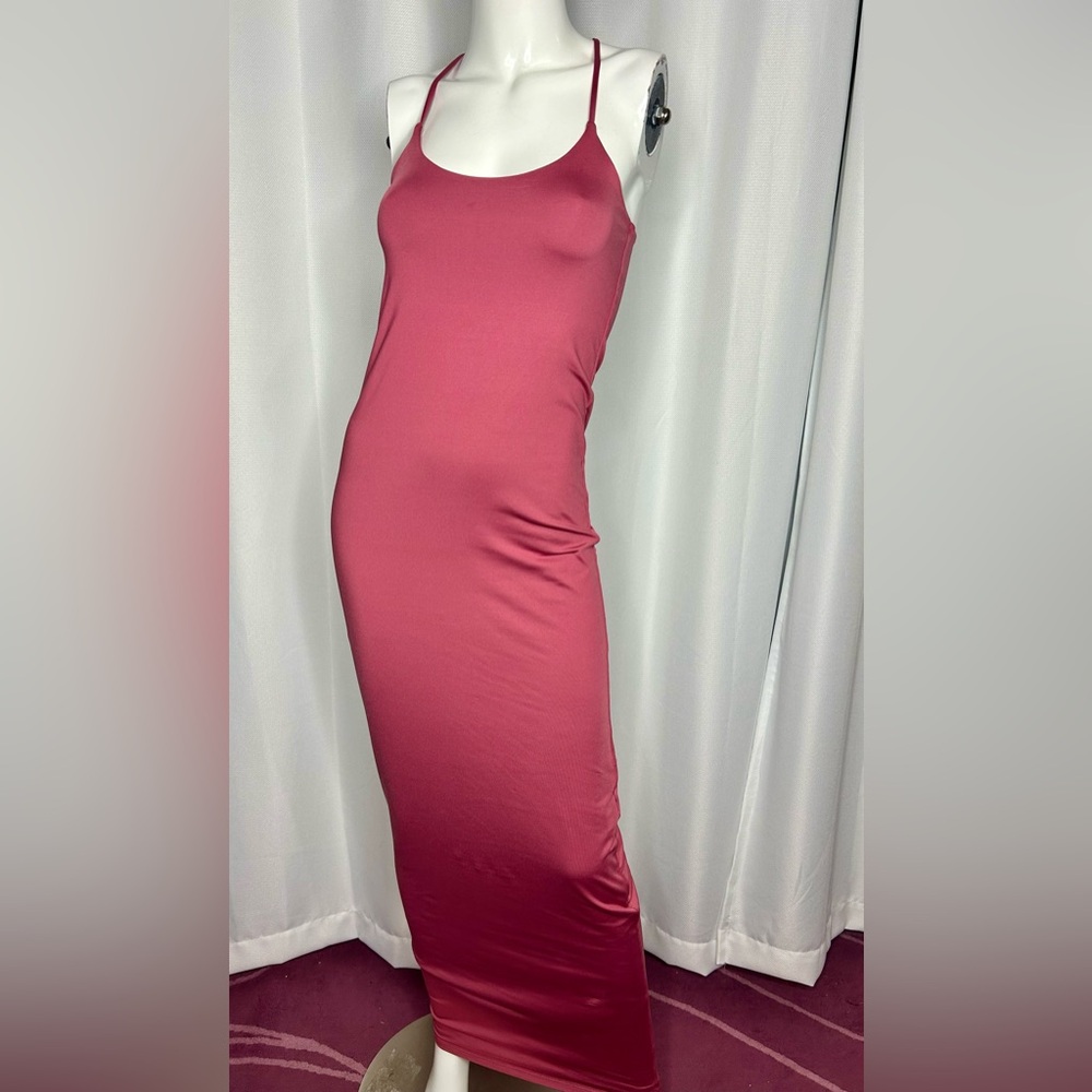 NWOT Streetwear Society CONTURE SHAPING MAXI DRESS